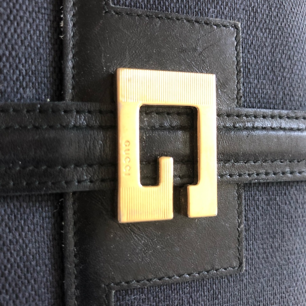Classic Vintage Gucci Black Wallet